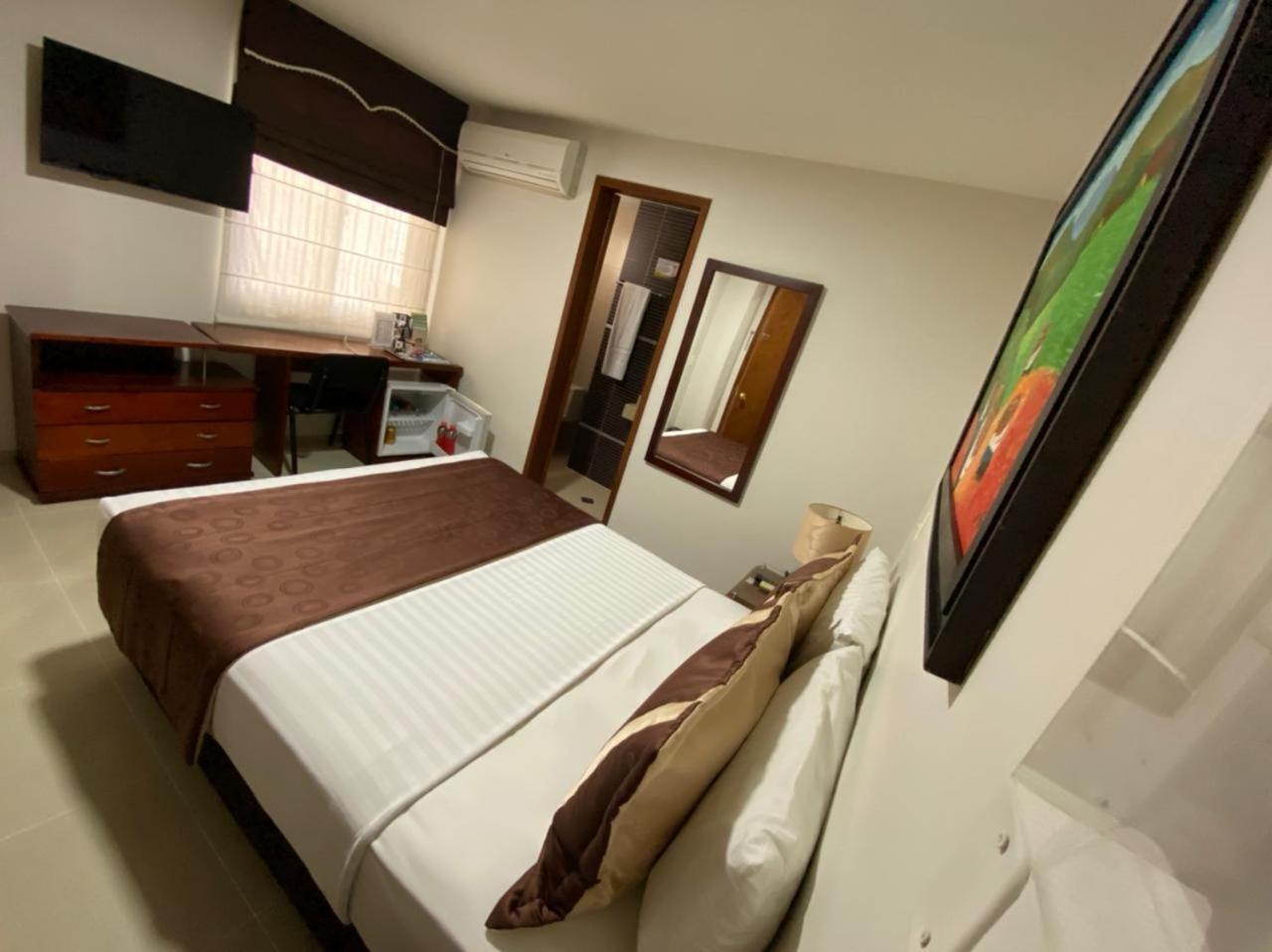Cabecera Country Hotel Букараманга Екстериор снимка